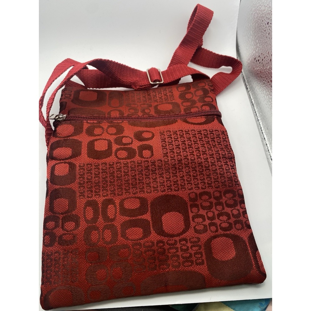 Crossbody "O" Unbranded Red Purse Travel Lightweight
